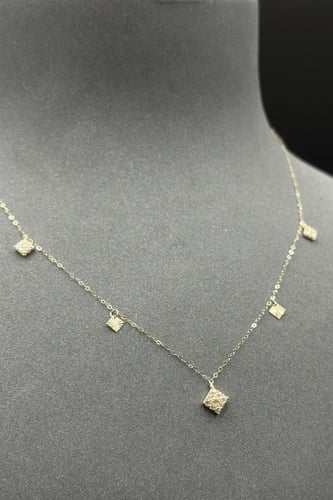 سلسال شوكر ذهب عيار 18 بتصميم الماس وزن من 0.8 الى...