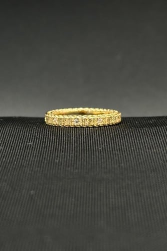 دبلة وردة ذهب تصميم الماس عيار 18 وزن من 2.4 الى 2...