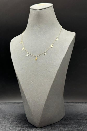 تشوكر ذهب عيار 18 بتصميم فراشة وزن من 1.1 الى 1.2...