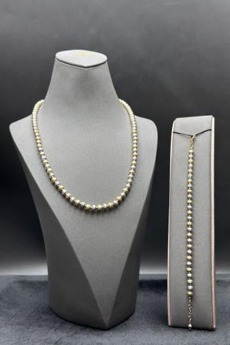 عقد مع اسوارة ذهب عيار 18 بتصميم ايطالي جذاب وزن 3...