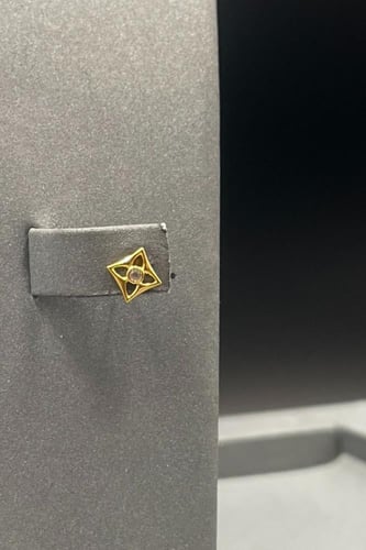 طقم معين فص واحد ذهب تصميم الماس عيار 21