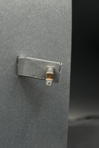 طقم ذهب تصميم الماس عيار 18 وزن 10.4 جرام