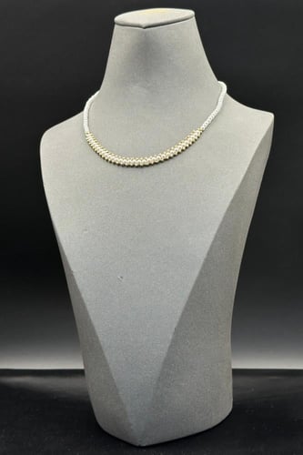 عقد لؤلؤ كور مع ذهب بالأطراف عيار 18 وزن 2.4 جرام