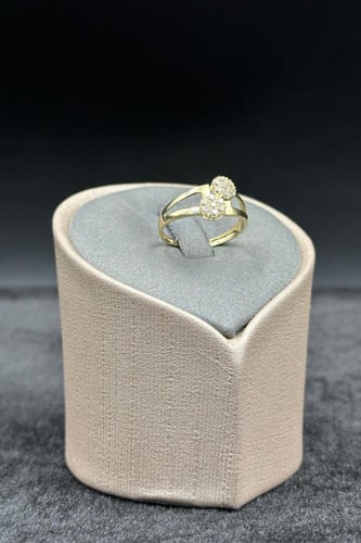 خاتم ذهب عيار 18 تصميم الماسي ناعم وزن من 1.3 الى...