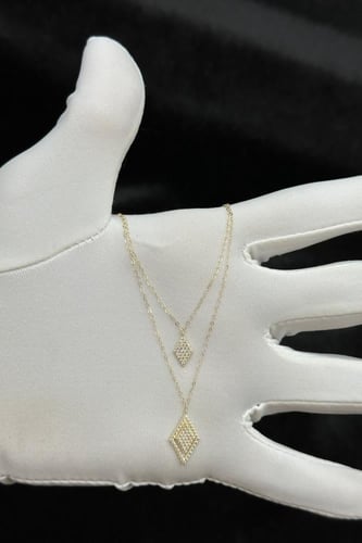 سلسلة ذهب عيار 18 دورين معين تصميم الماس وزن 1.1 ج...