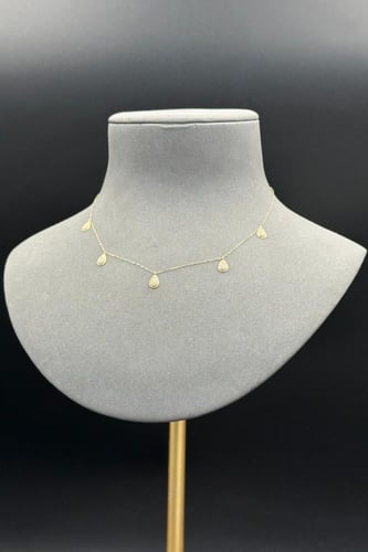 شوكر دمعة ذهب تصميم الماس عيار 18 وزن 1.2 جرام