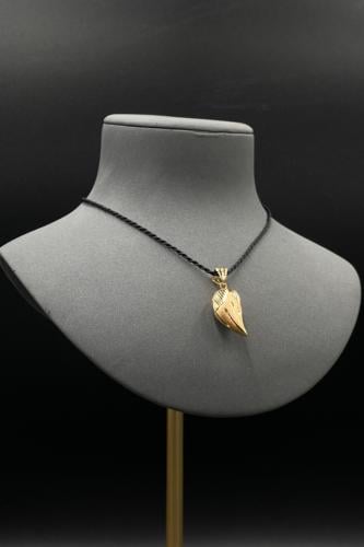 تعليقة ذهب عيار 21 (حجم وسط) وزن من 5 الى 5.1 جرام