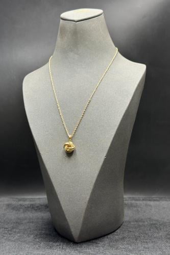 عقد مجدول مع مكرونة ذهب صافي عيار 18 وزن 1.9 جرام