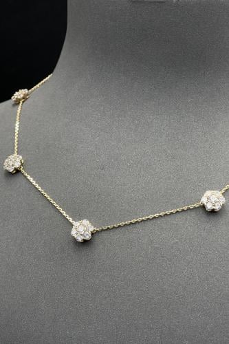 شوكر وردة ذهب تصميم الماس عيار 18 وزن 7 الى 7.1 جر...