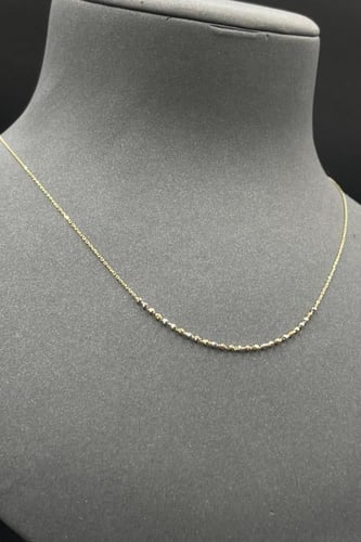 عقد كور ليزر مع فص تصميم الماس