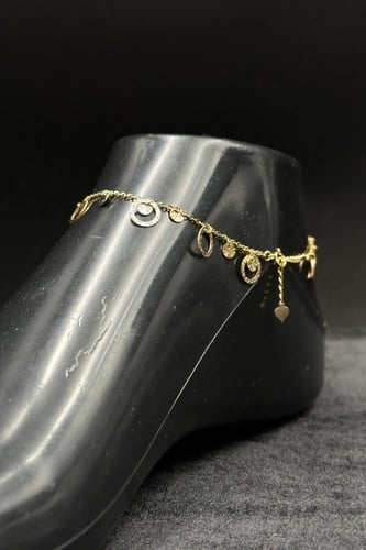 خلخال ذهب عيار 18 بتصميم دوائر وزن 3.7 جرام