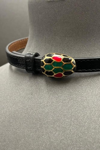 عقد ثعبان متعدد الالوان عيار 18 وزن من 8.12 الى 8....