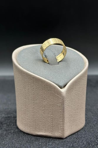 دبله ذهب صافي عيار 18 وزن 2.4 جرام