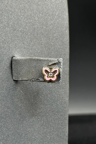 طقم اطفال فراشة ذهب تصميم الماس عيار 18 وزن 5.1 جر...