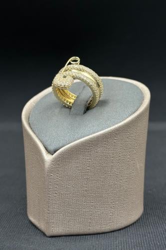 دبلة مشبك ذهب تصميم الماس عيار 18 وزن 5.6 جرام