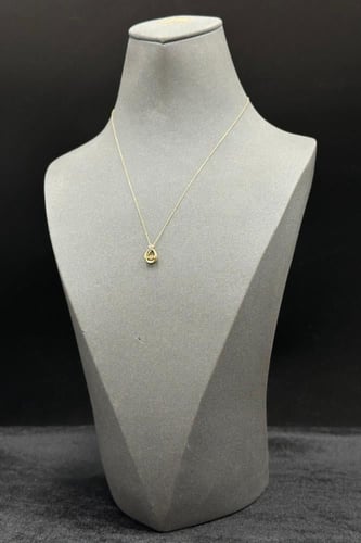 عقد الماس وزن الذهب : 1.08 جرام وزن الألماس : 0.10...