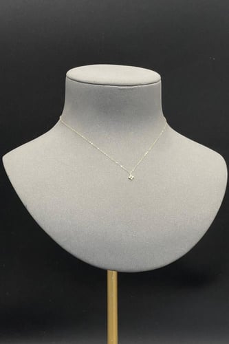 عقد نجمة مفرغ ذهب تصميم الماس عيار 18 وزن 0.3 جرام