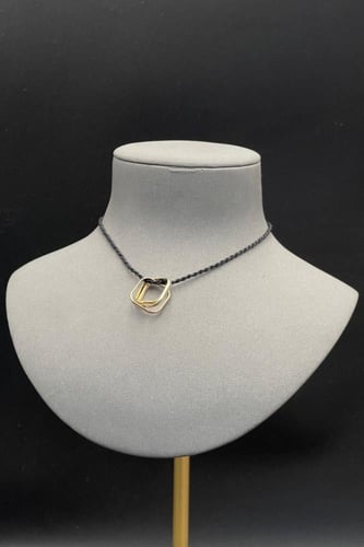 خاتم ذهب فخم عيار 18 بتصميم مربع ثلاث طبقات وزن من...