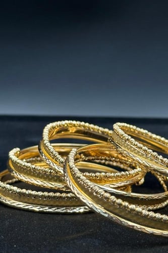 بناجر البتول ذهب صافي عيار 21 بأوزان متعددة تناسب...