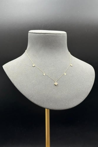 سلسال شوكر ذهب عيار 18 بتصميم الماس وزن من 0.8 الى...