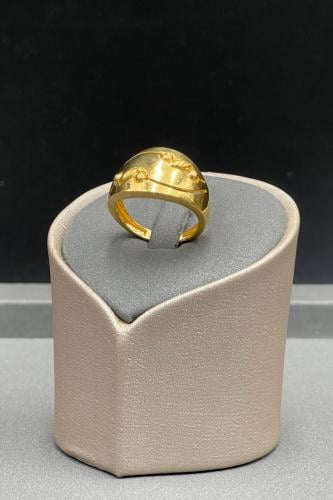 خاتم ذهب كبير عيار 21 صافي بتصميم عريض وزن 4.5 جرا...