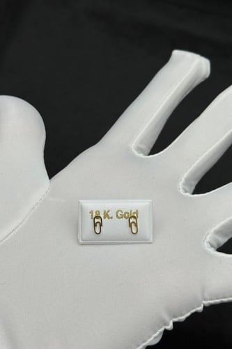 حلق طبي مستطيل ذهب صافي عيار 18