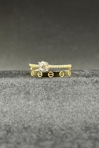 دبلة ذهب تصميم الماس عيار 18 وزن من 2.4 الى 2.5 جر...