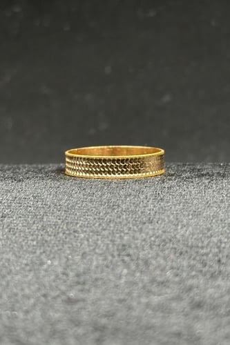 دبلة ذهب صافي عيار 21 وزن من 1.8 الى 1.9 جرام