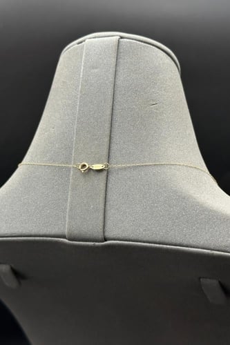 سلسال ذهب ناعم عيار 18 سداسي بتصميم الماس وزن 0.4...