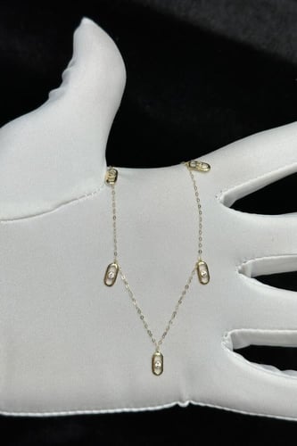 شوكر مستطيل ذهب تصميم الماس عيار 18 وزن 0.9 الى 1...