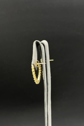 حلق تنس ذهب تصميم الماس عيار 18 وزن من 5.5 الى 5.6...