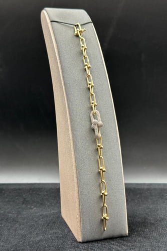 اسوارة جنزير ذهب تصميم الماس عيار 18 وزن 11.8 جرام