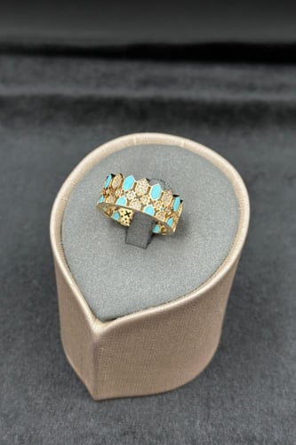 دبلة ذهب تصميم الماس عيار 18 وزن 5.5 جرام