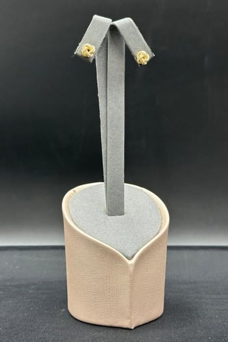 حلق مكرونة ( حجم صغير ) ذهب صافي عيار 18 وزن 1 جرا...