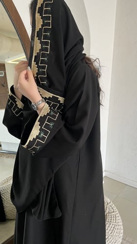 طرحة المصمك ونخلة