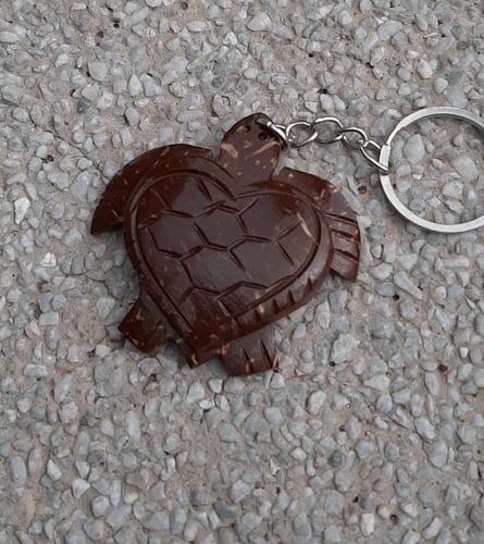 ميدالية مفاتيح مصنوعة من قشرة جوز الهند