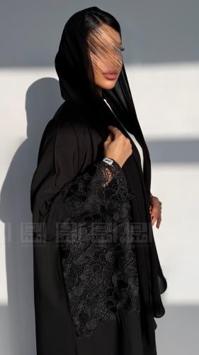 عباية سوداء بتفاصيل جوبير فاخرة وأناقة راقية -1611