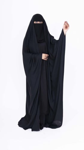 بكج أصالة و أناقة عباية رأس واسعة و برقع ذهبي- 159...