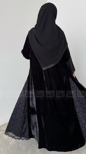 بكج عباية سوداء شتوية بتداخل الدانتيل و فستان أسود...