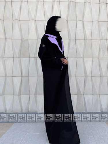 عباية بياقة رسمية باللون البنفسجي الفاتح 1145