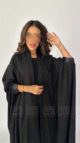 عباية بشت سوداء جاكار صيفي بقصة قطرية أنيقة- 1433
