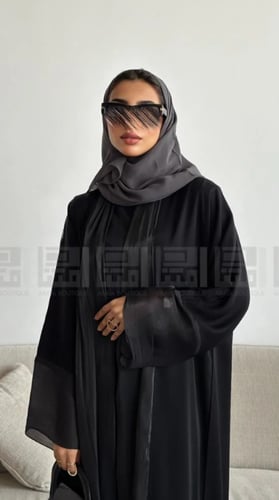 بكج عبايتين عباية يومية أنيقة و عباية حراير الكحلي...