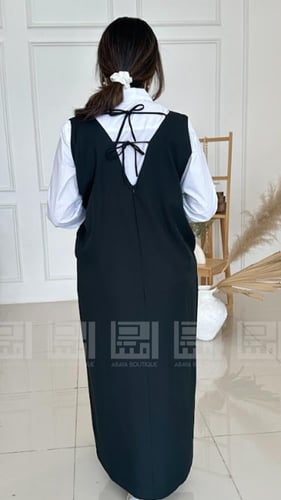 مريول مدرسي شيال زيتي متوسط بفيونكات 4000