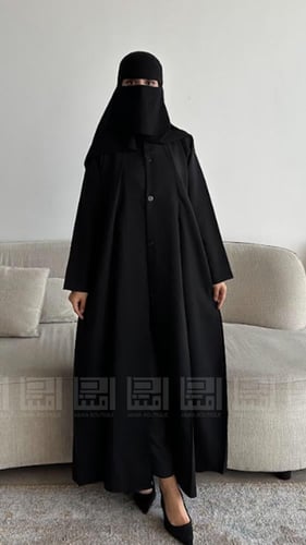 عباية سوداء يومية ربع كلوش بقماش ميني مت- 1528