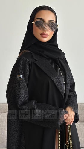 عباية عيد ربع كلوش فاخرة بتفاصيل دانتيل- 1547