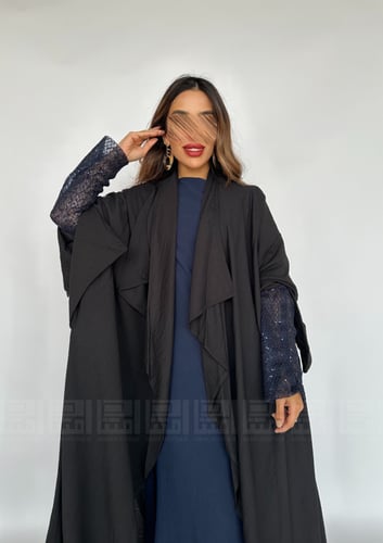 عباية سوداء فخمة بأكمام ترتر كحلي وقصة قطرية- 1407