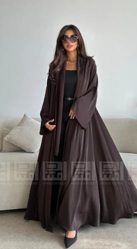 بكج عبايتين عباية يومية أنيقة و عباية حراير البنية...