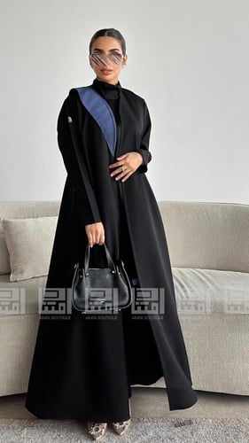 عباية سوداء صيفية بتفاصيل كحلية أنيقة- 1484