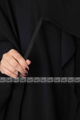 عباية بشت سوداء بالكامل بياقة مميزة 1164
