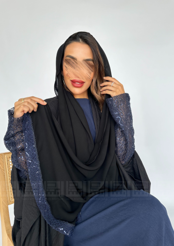 عباية سوداء فخمة بأكمام ترتر كحلي وقصة قطرية- 1407